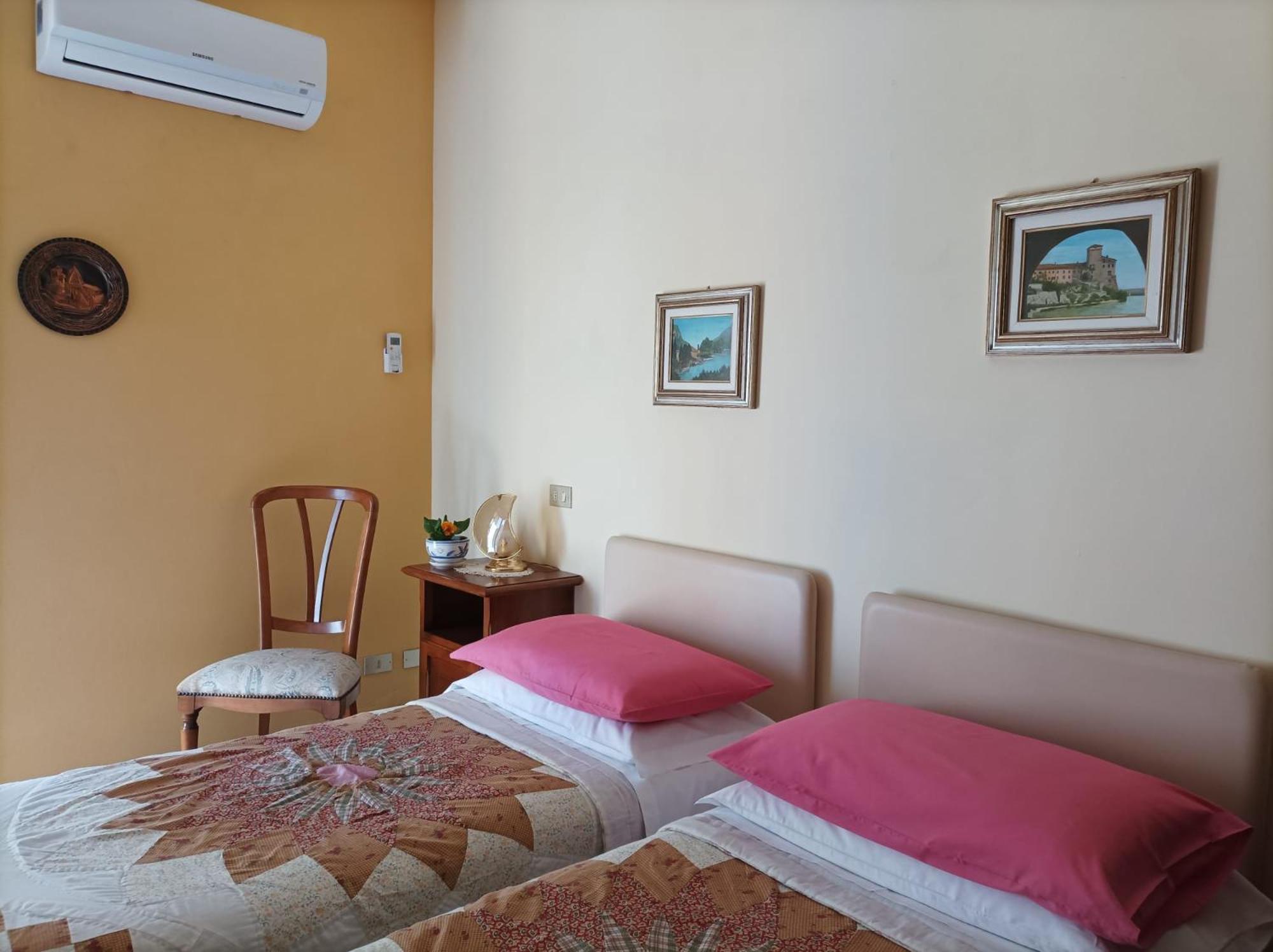 Bed And Breakfast Da Pio Castello  Bagian luar foto